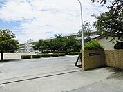 足利市立山辺中学校(1、974m)