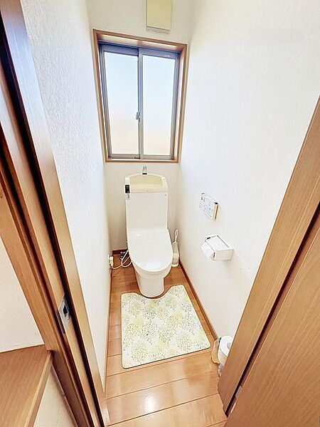 トイレを拡大表示