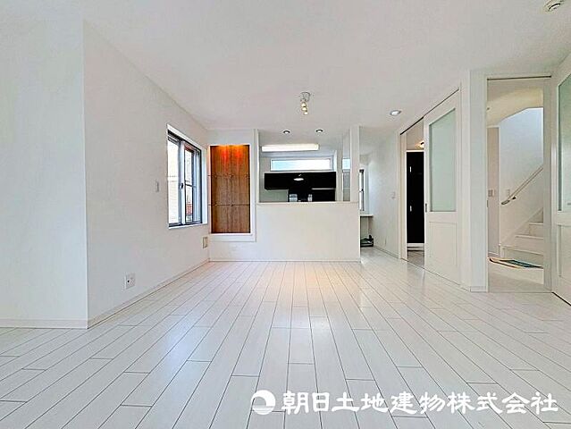 リビング/ダイニング 町田市金井ヶ丘2丁目