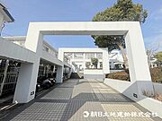 品格漂う佇まいと優雅な空間が住まう人と訪れる人を優しく迎え入れてくれます。