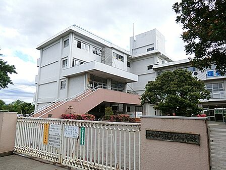 府中市立府中第八中学校まで約1200m