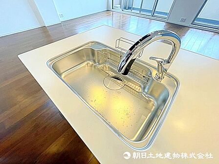 シンクも広く、効率よくお料理ができます!