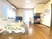 「リビング」■南東向きで日当たり良好♪