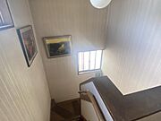 「階段」■明り窓付きで足元を優しく照らしてくれます。