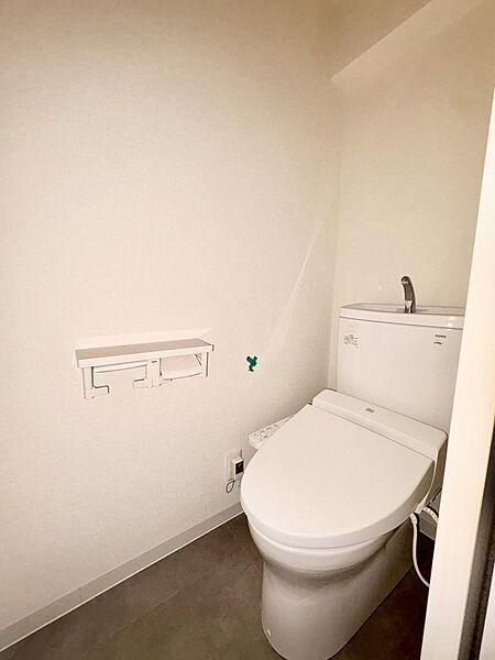 トイレを拡大表示