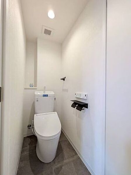 トイレを拡大表示
