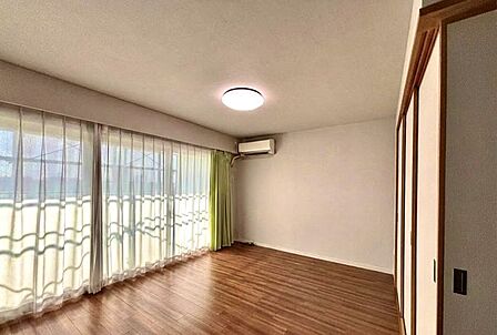 角部屋で上階が無いお部屋となります。広々とした間取りは、家族が増えても住み続けられます◎