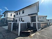 リフォーム済みの物件！庭付き、4SLDKのゆとりある間取りです♪