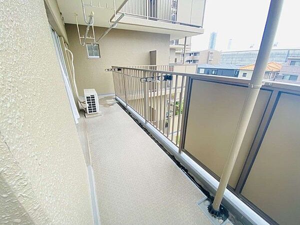 バルコニーを拡大表示