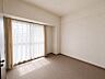 室内：全居室には収納が完備され、お部屋がスッキリ片付きます♪