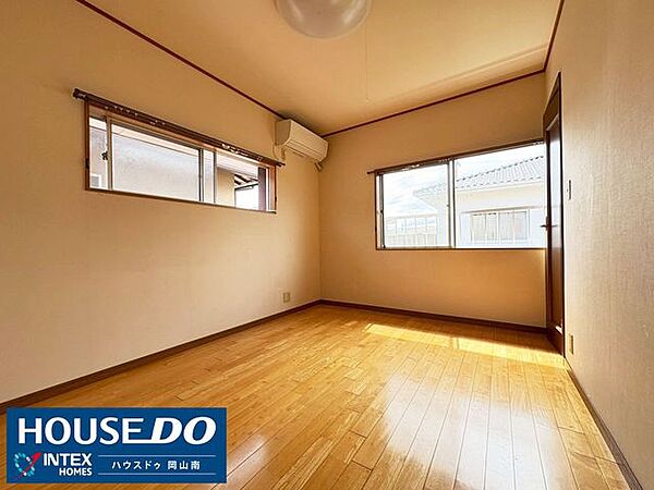 洋室を拡大表示