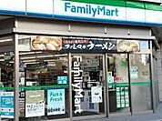 ファミリーマート札幌南2条西4丁目店 95m