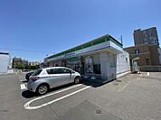 ファミリーマート札幌栄通店 1037m