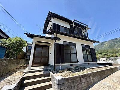 外観:外壁、屋根等塗装しております!数十年はメンテナンスフリーです! 外観:外壁、屋根等塗装しております!数十年はメンテナンスフリーです!