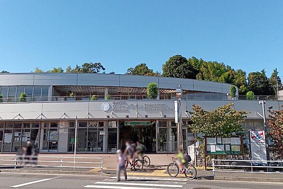 日吉本町駅