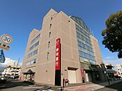 銀行「静岡銀行まで950m」