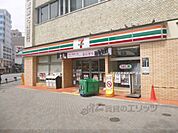 セブンイレブン　京都四条堀川店まで500メートル