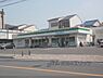 周辺：ファミリーマート　深草フチ町店まで400メートル