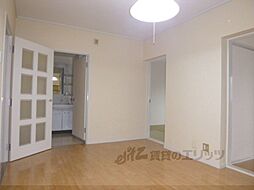 阪急京都本線 長岡天神駅 徒歩20分の賃貸マンション 3階2DKのリビング/ダイニング