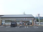セブンイレブン　伏見石田大山まで450メートル