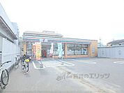 セブンイレブン　深草西浦5丁目店まで240メートル