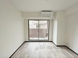 京都地下鉄東西線 六地蔵駅 徒歩4分の賃貸マンション 7階1Kのリビング/ダイニング