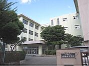 京都府立向陽高校まで1500メートル