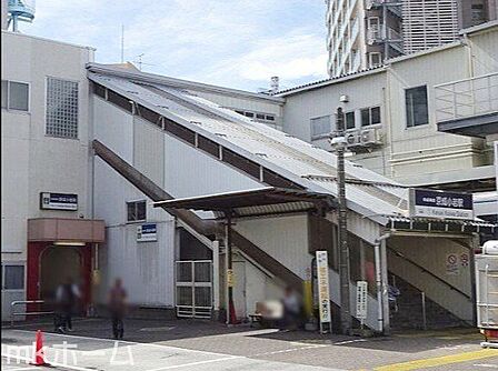 京成小岩駅(京成 本線) 徒歩13分。 1020m