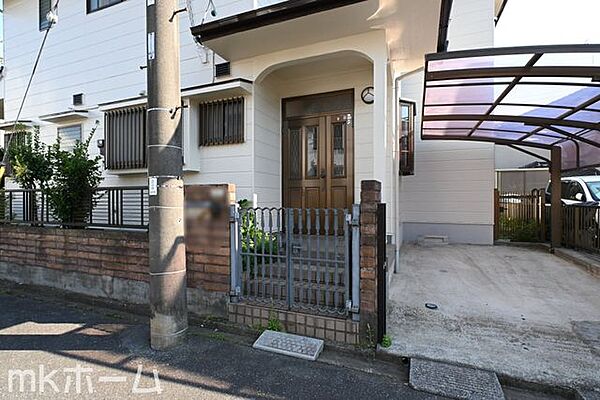 玄関を拡大表示