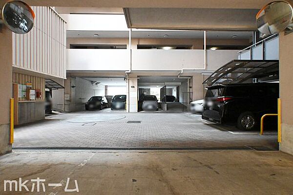 駐車場を拡大表示