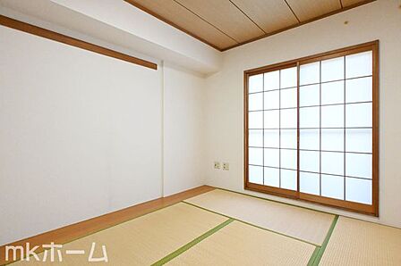 あると落ち着く和室には押入も完備されており、客間としてだけでなく収納などに利用できるスペースです!