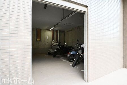 バイク置き場