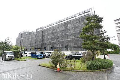外観:修繕中 外観:修繕中