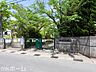 周辺：松戸市立殿平賀小学校 徒歩8分。 570m