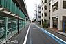 外観：前面道路