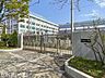 周辺：江戸川区立西葛西中学校 徒歩9分。 690m