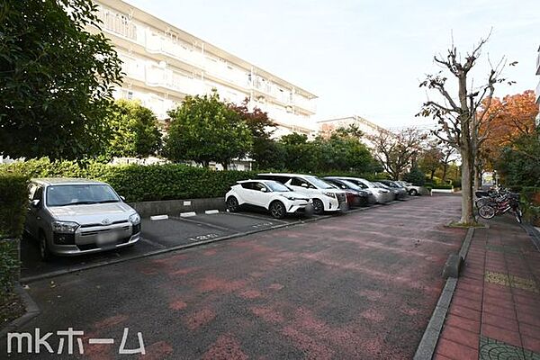 駐車場を拡大表示