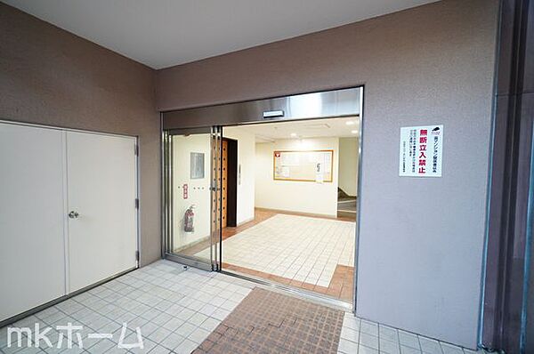 エントランスを拡大表示