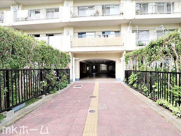 エントランスを拡大表示