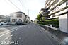外観：前面道路