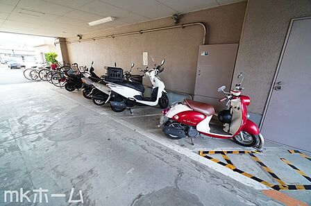 共用部 バイク置き場