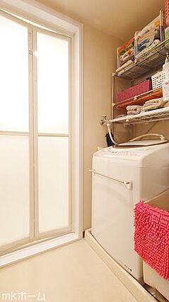 洗濯機置き場も...