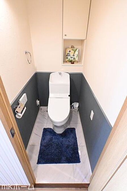 温水洗浄便座付きのトイレです!