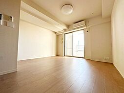 武蔵野タワーズ　スカイクロスタワー 902 9階1Kのリビング/ダイニング