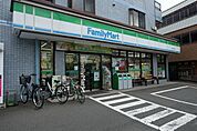 ファミリーマート保谷中町店 846m