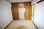 ★洋室4.5帖のお部屋です　※別部屋のお写真です★