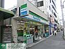 周辺：ファミリーマート武蔵小金井駅北店 徒歩8分。コンビニ 590m