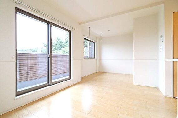 ブリーズ R_内装_0