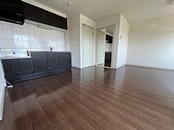 ブレス・コート 2階1LDKのリビング/ダイニング