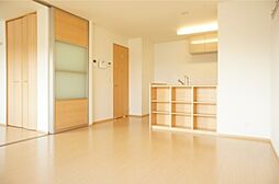 プリマ クラッセ B 1階2LDKのリビング/ダイニング